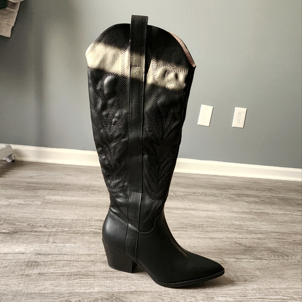 NEW Oasis Society Samara Black Western Boot Size 9